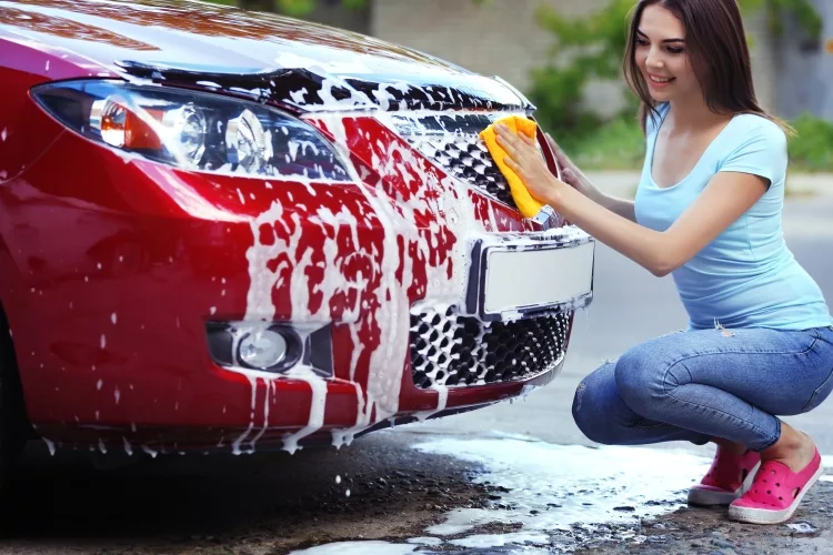 How to Get Tree Sap Off Car