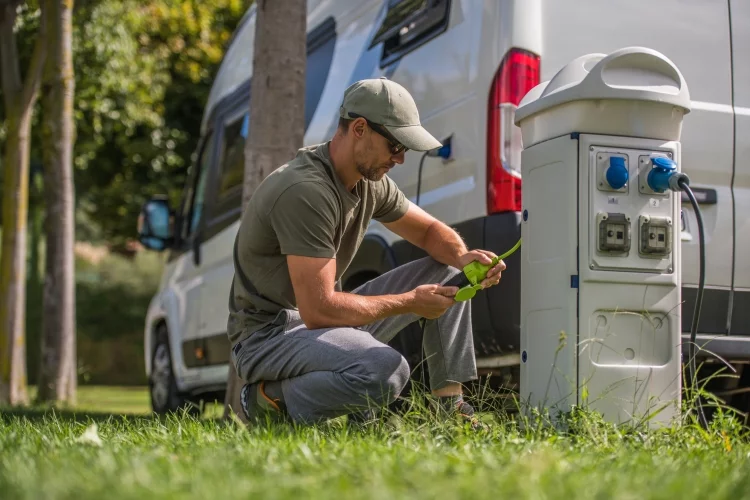 7 Best RV Power Converters of 2023: Reviews, Buying Guide and FAQs 