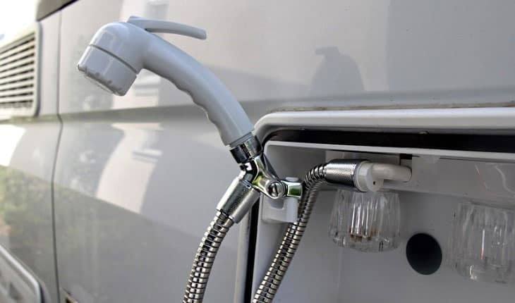 Top RV Shower Heads of 2026 by Editors