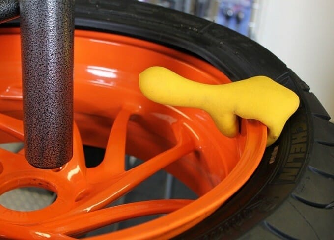 How To Buy The Best Motorcycle Tire Changer