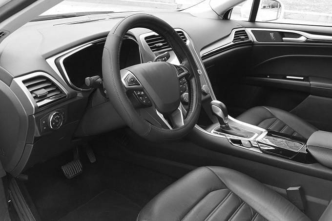 How To Buy The Best Steering Wheel Cover